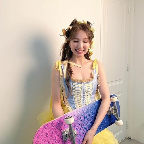 nayeon - love countdown ft. wonstein pluggnb flip (rxi + wintfye + voiceluvv)