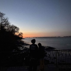 her eyes were diamond