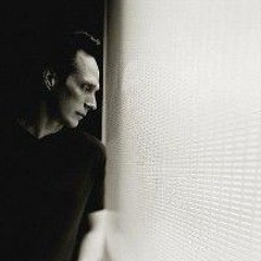 كون اعيش بغير دنيا 😓.