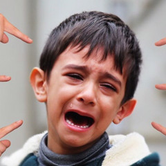 Dont touch the child meme