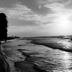 دستم نمیرسد که بگیرم عنان دوست