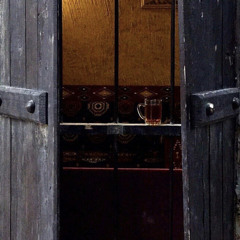 وانا والله ما اتهنى بحلو النوم