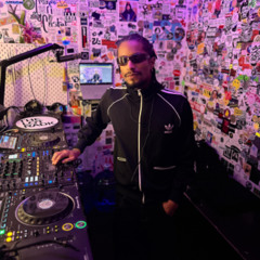 120 Radio with Donis @ The Lot Radio 11-20-2025