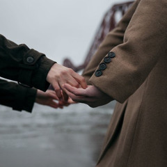 ‎⁨"احب ازعلك لجل اسمع عتابك"⁩