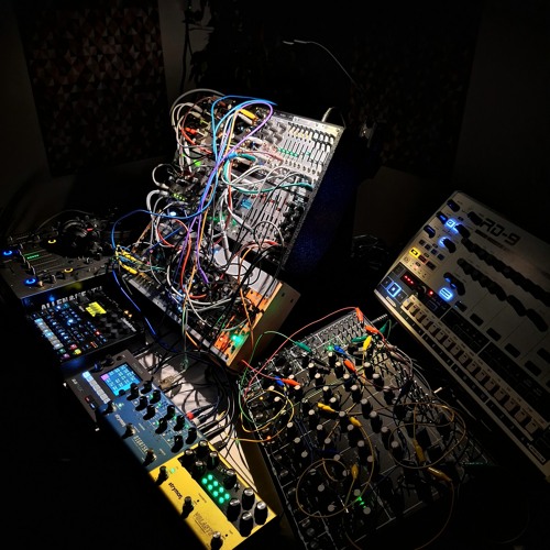 Live Improvised Modular Technoset_003 (Pulsar23-Digitone-Modular-RD9) Video in description