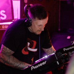 Dj magic touch (99 below event)