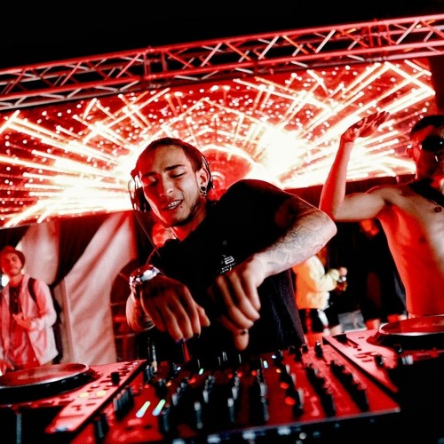 WIZER (ONLY HARDTECHNO)