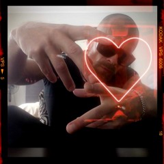 🆆🅸🆃🅷🅾🆄🆃 🅼🅰🆂🅺 & 🅶🅻🅾🆅🅴🆂