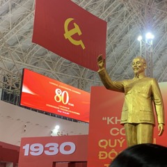 Bác Hồ Vĩ Đại