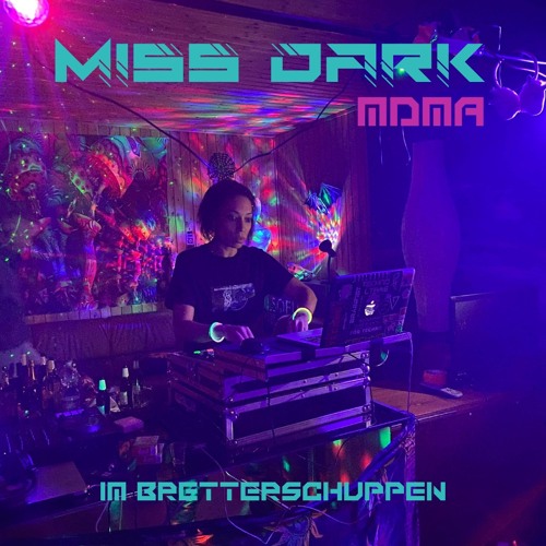 MD*MA - Miss Dark - PART 2 ! "DIE BRETTERFRAU IM BRETTERSCHUPPEN" 142BPM