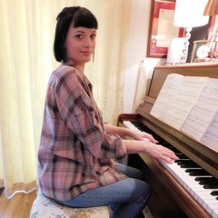 Piano Student Faye B. Plays 'Tempo Di Minuetto' From 'Sonata In A' By Marianne von Martínez.