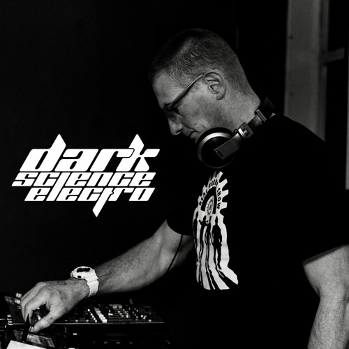 Dark Science Electro - Episode 754 - Rogue Filter guest mix