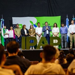 Alberto Weretilneck-Weretilneck acompañó el egreso de 21 estudiantes del IPAP en el Valle Medio