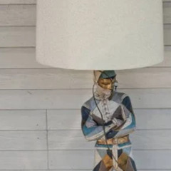 lance the lamp