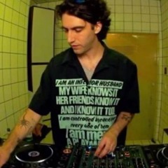 DJ Chaotic Ugly HÖR BERLIN