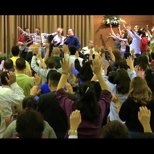 تسبيح قبل عظة استرداد السحابة واستعادة رحلات المجد/ 15 أكتوبر 2025/ د. ثروت ماهر/ السماء على الأرض