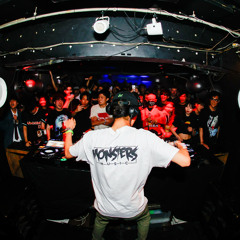 LIVE SETS & MIXES