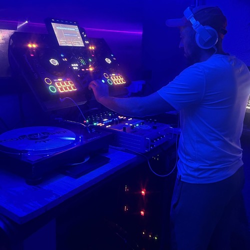 ITALIAN TUNESDAYS LIVE ON TICK TOK 28TH JANUARY 2025