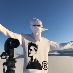 Quais de Seine ft. le Papillon