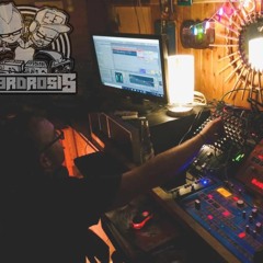 OV3RDROSIS Live Extract.// Playing with da Machines Recording // 150bpm TeKno //