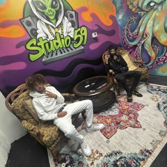 Wavy (Ft. Steniooooo)