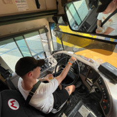 Hardgroovebattlebus - Swiver