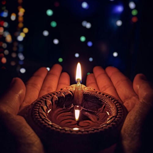 Deepavali Kondaatam (Modern)