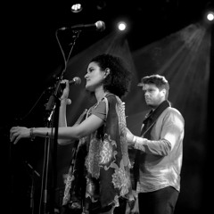 Samira's Blues - Hayati (by Tinariwen)