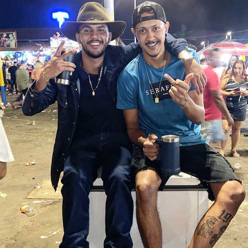 MTG - SÓ FOGUETAGEM NO BANCO DE TRÁS (DJ GUSTOMARES) MC GW, MC THEUZYN E MC MINININ