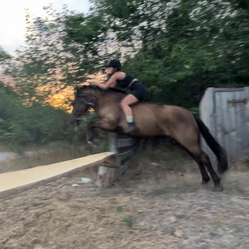 In Lonesome Dove-garth brooks