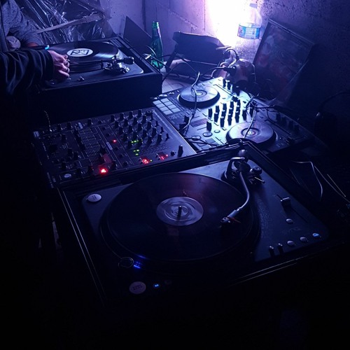 - SET EARLY TO HARDSTYLE - ⁽⁰³⁾