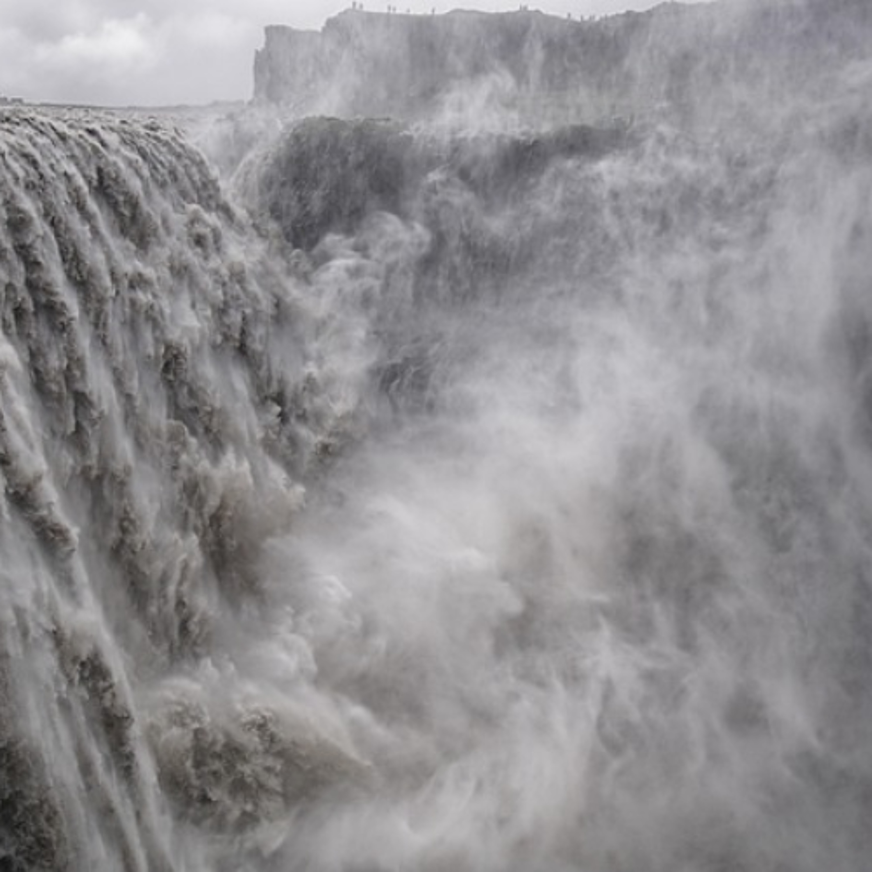 Choosing Greatness, Chasing Truth - Pull Up a Chair