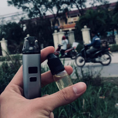 Vì Người Không Xứng Đáng Remix