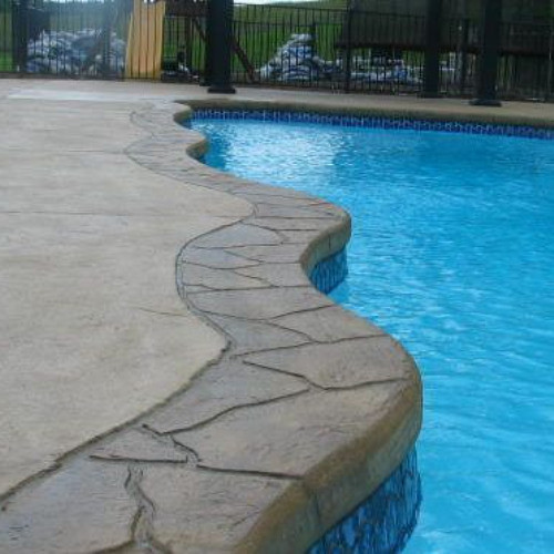 Why Pool Resurfacing in San Diego Is a Better Choice Than Rebuilding
