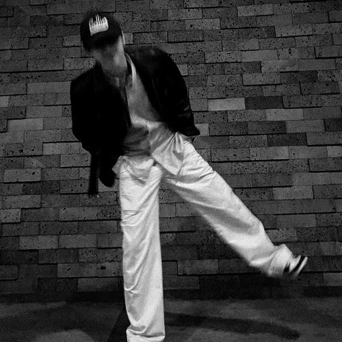 woodz - dancing in the midnight