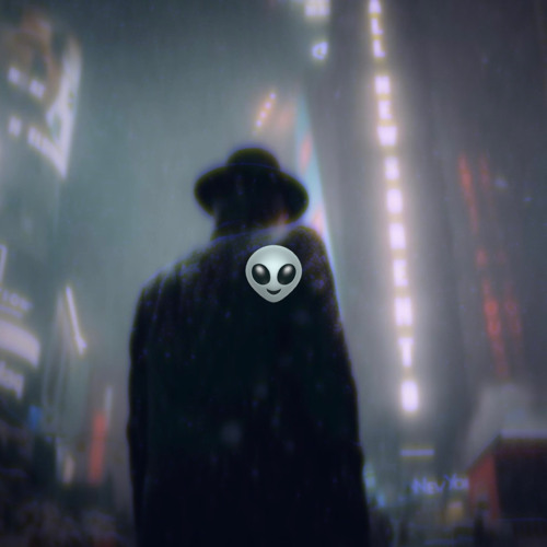 👽