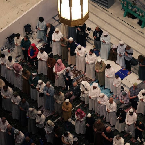 المنشاوي تلاوة نادرة خاشعة من سورة الزخرف والدخان والقدر