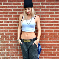HOLLABACK GIRL