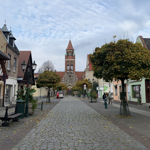 с родными душа хороша