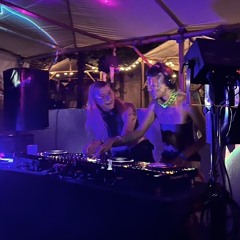 FrEaKyNoRiKy B2B VÏVÏ - WAIFU 250913