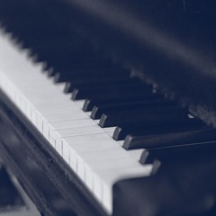 Emotional Piano Track "Michael's Theme"