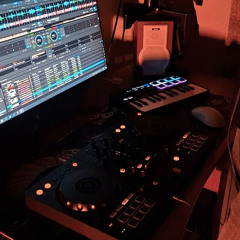 Vanesqwer - DDJ (Local Code x Maelstrom) - MIX Cut