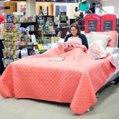 Julie lit au lit - Émission du 7 novembre 2025