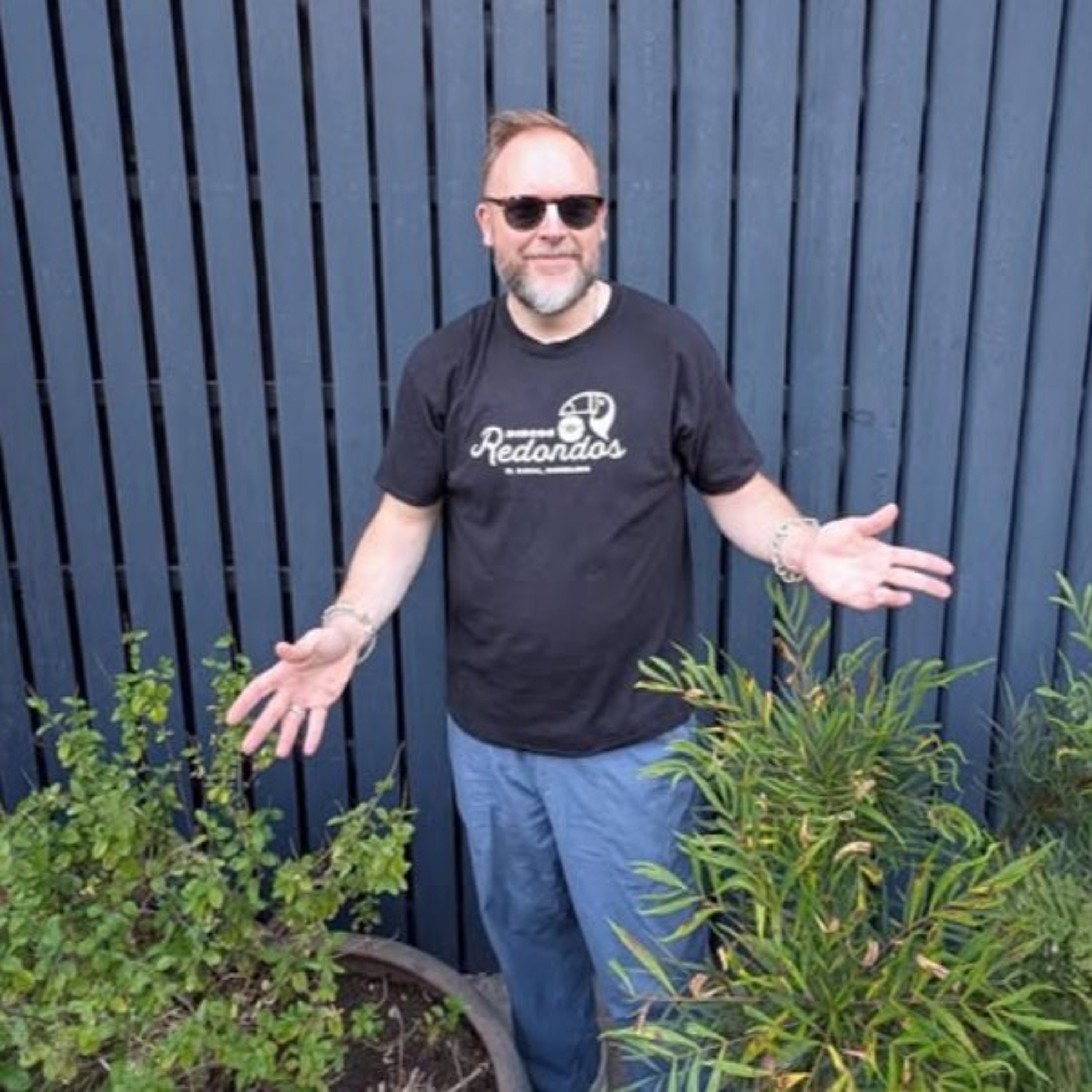 Anectodes & Antidotes w/ Don Grizz - 14/07/26 - Voices Radio episode artwork