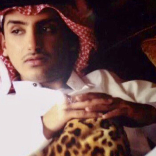 يكرر هالطلب بإلحاح واقول اهدا النظر فضاح !