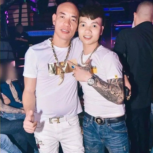 Vì Một Người Không Xứng Đáng Remix