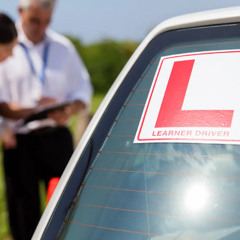 Tips to Identify a Good Beginner-Friendly Driving School Near You