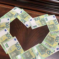 QUESTA ROBA E COME PIACE A ME feat. ???