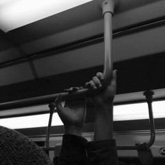 saudade vem correndo