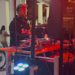 25-10-31 - Davey D plays Days Like This, Oakland